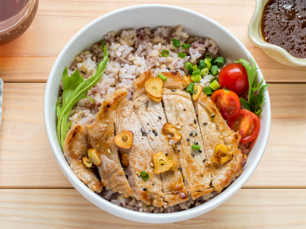 rice bowl with chicken