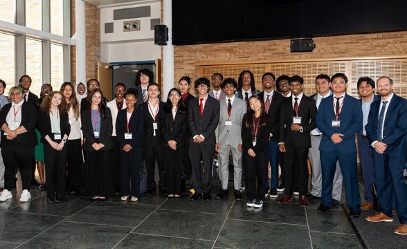 Simons STEM Scholars explored engineering and technology at the Center of Excellence in Wireless and Information Technology (CEWIT)